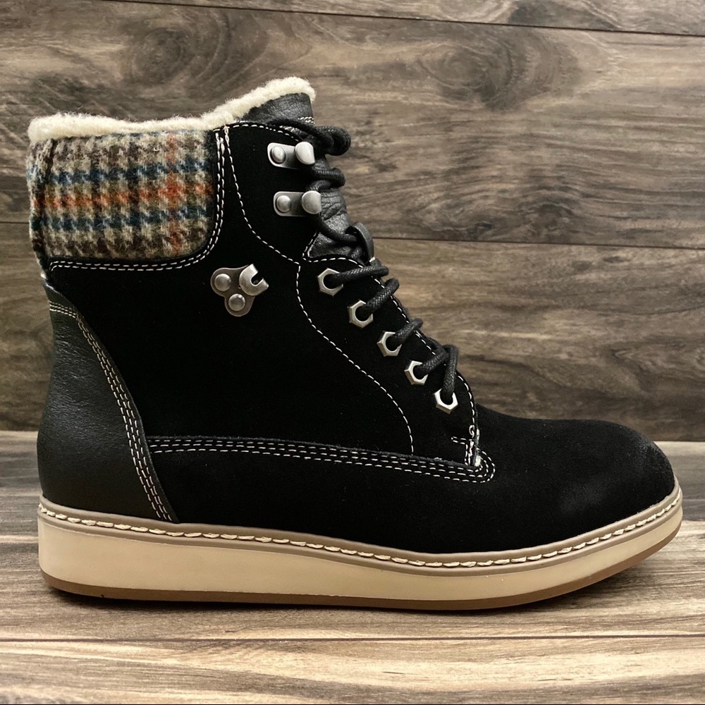 NIB White Mountain Theo Faux Shearling Lined Boot - Picture 5 of 14